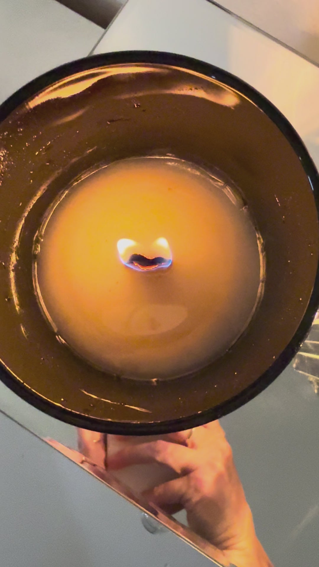 Cinnamon vanilla & Tobacco wood wick candle 11.5oz